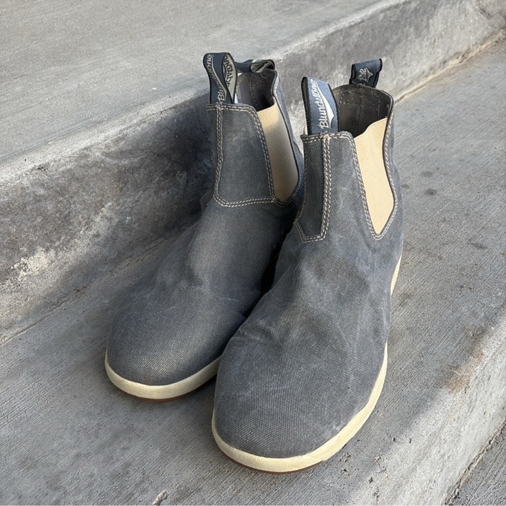Blundstone Men's Gray and Beige Chelsea Boots